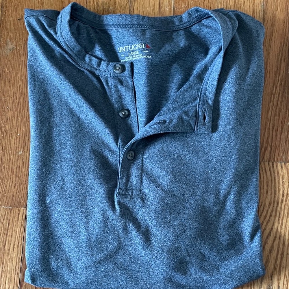 UNTUCKit Men's Dark Blue Casual Shirt